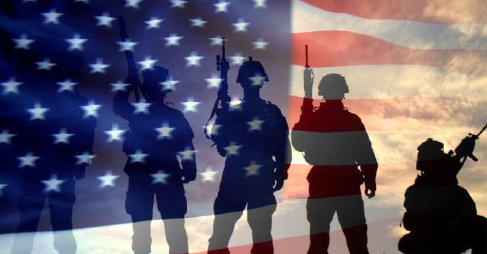cropped-us-flag-and-soldiers